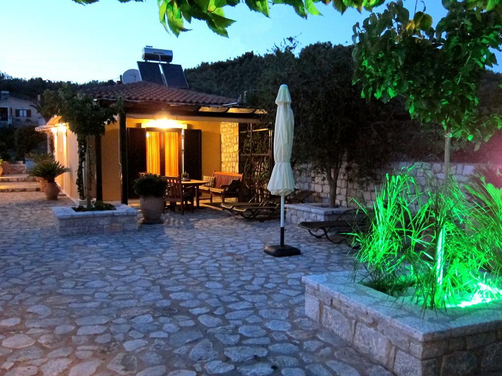 Estia Holiday Gytheio Exterior foto